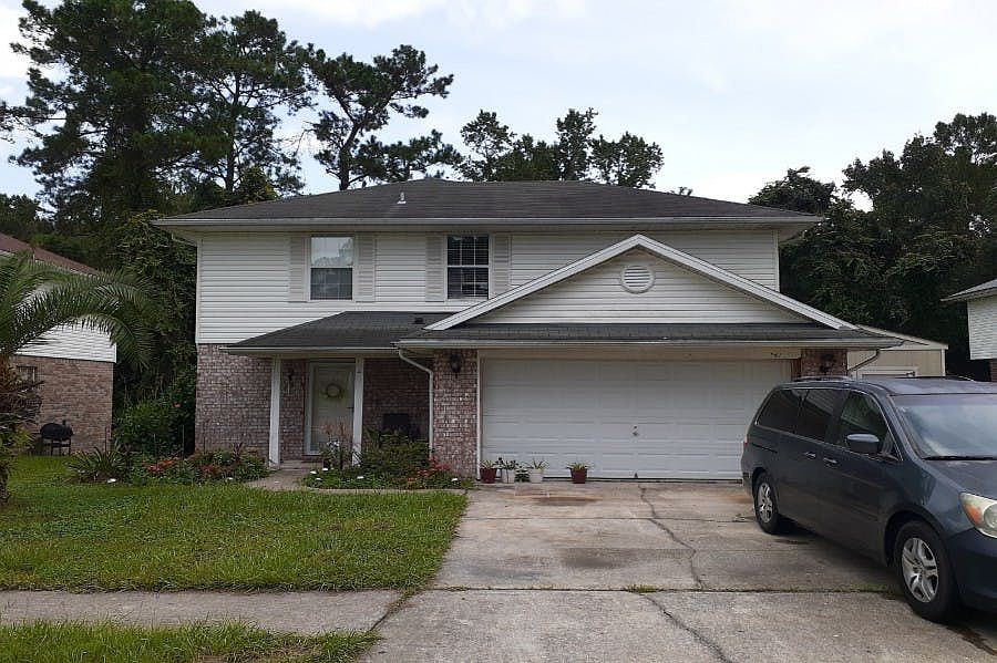 1st image of 7621 Lookout Point Dr