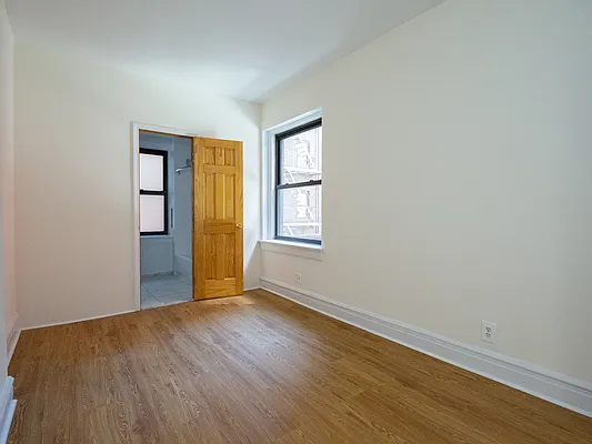 Rented by City Connections Realty | media 19