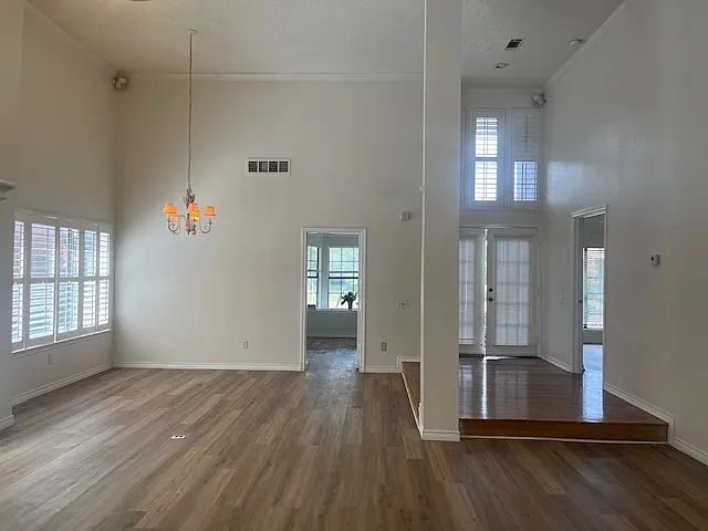 306 Cimarron Trl — Photo 13