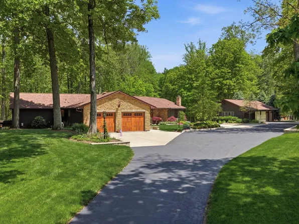 1833 E Hanley Rd, Lucas, OH 44843