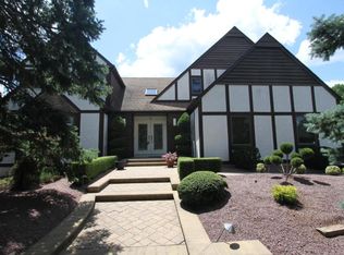 9 Jennifer Ct, Marlboro, NJ 07746