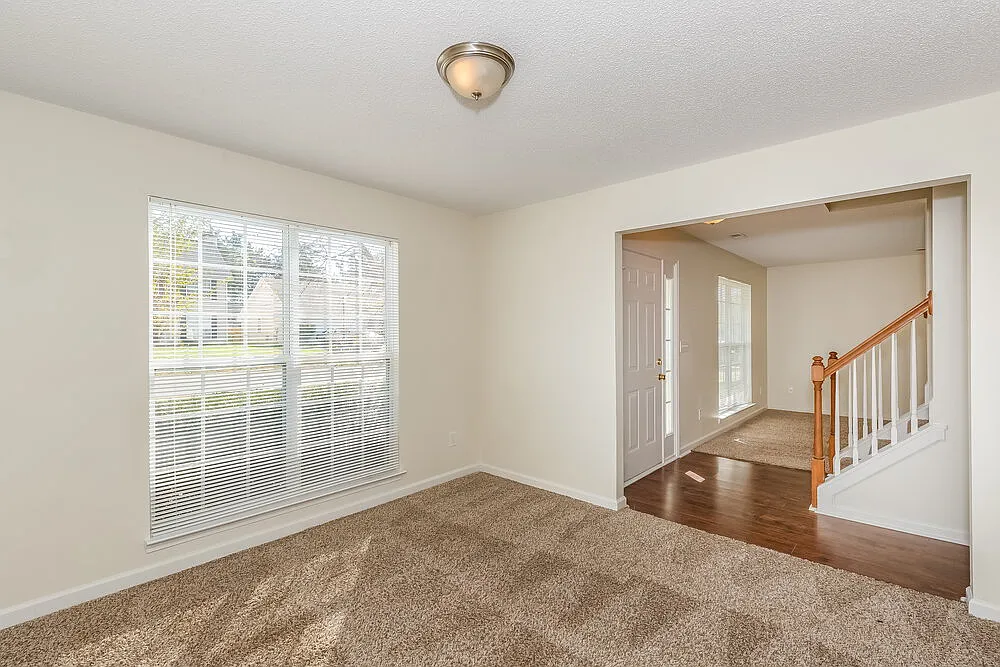 3 bed, 2.5 bath, 1536 sqft, $2,270 — Photo 4