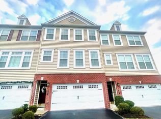 5 Wildflower Ct, Telford, PA 18969