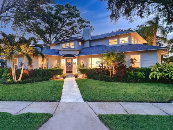 565 21st Ave NE, Saint Petersburg, FL 33704