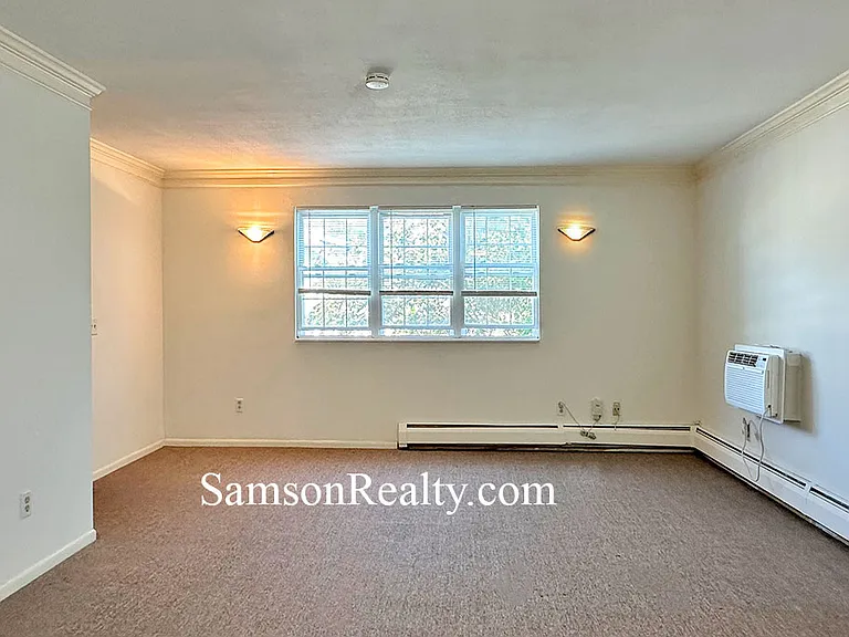 45 Woodward Ave #B — Photo 14