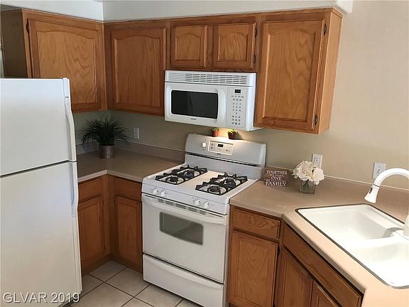 2nd image of 3400 Cabana Dr Unit 2033