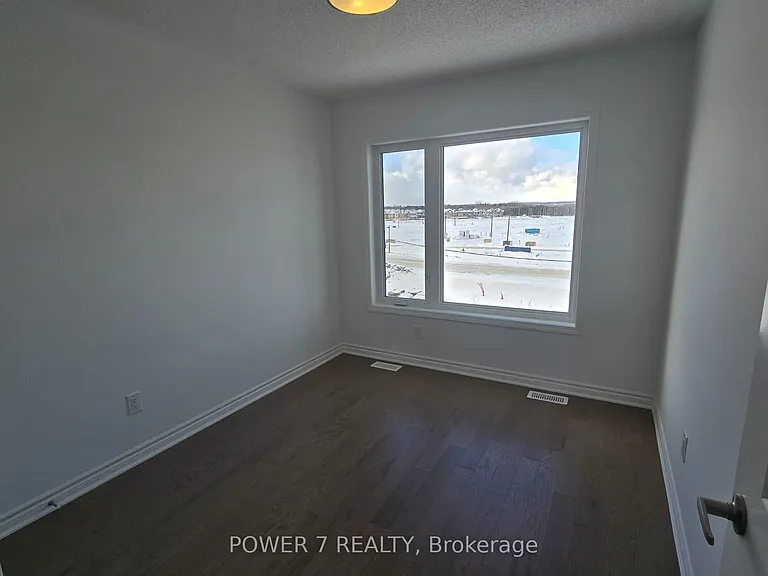 385 Stony Hill Blvd — Photo 8