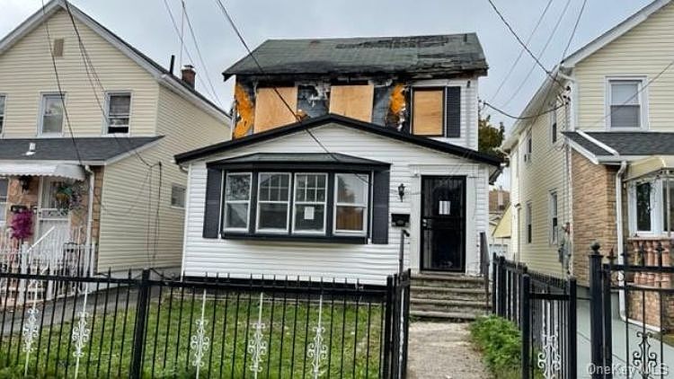 1st image of 9432 214th Pl