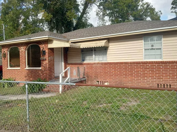 2305 Woodland St, Jacksonville, FL 32209