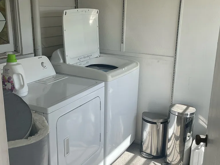 1013 Gantt Ave — Photo 15