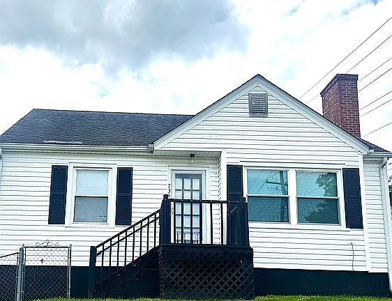 2nd image of 734 Maple Ave