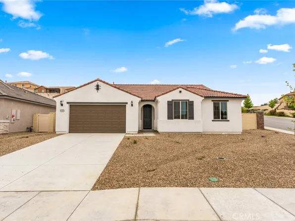 4085 Hudson Ln, Lake Elsinore, CA 92530