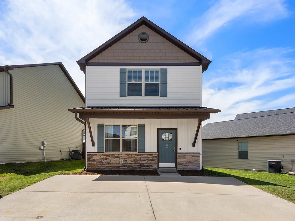84 Cardwell Ln