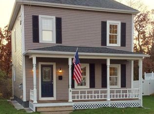 5 Willow St, Clinton, MA 01510