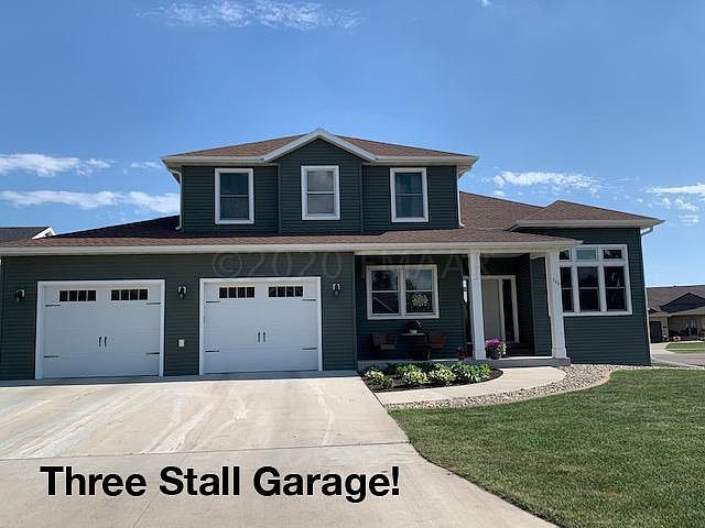 1st image of 205 36 1/2 Avenue Pl E