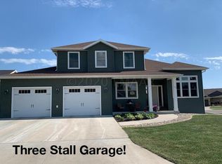 205 36 1/2 Avenue Pl E, West Fargo, ND 58078