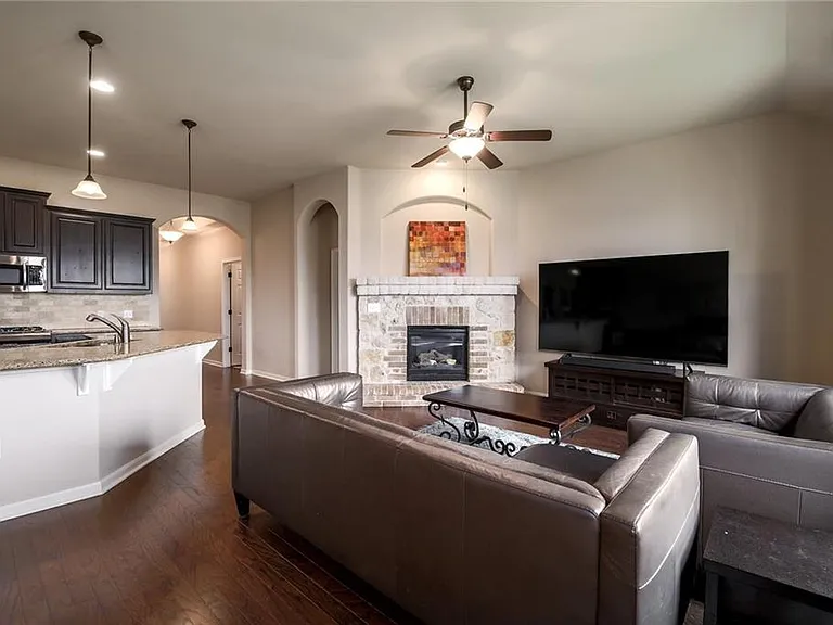 124 Navigator Dr — Photo 7