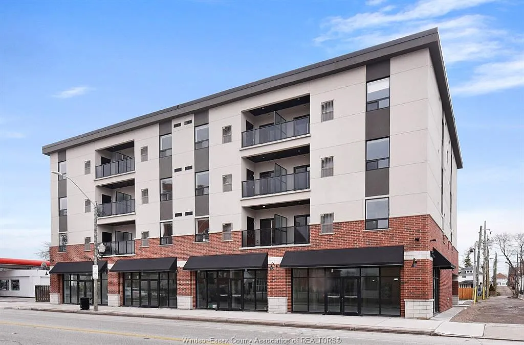 1 bed, 1.0 bath, 617 sqft, $1,795 — Photo 2