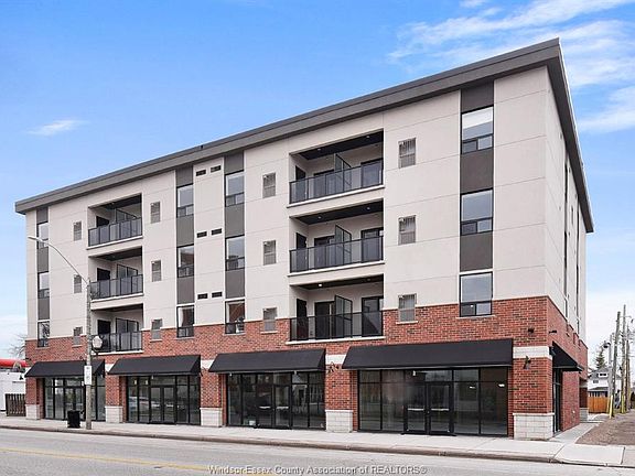 2nd image of 840 Wyandotte St E #407