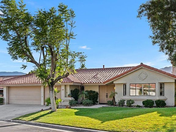 3rd image of 15 San Marino Cir