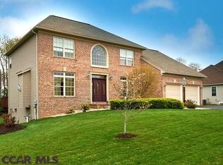 1251 Barnstable Ln, State College, PA