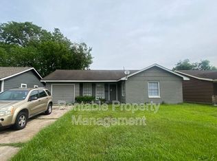 5535 Ricky St, Houston, TX 77033