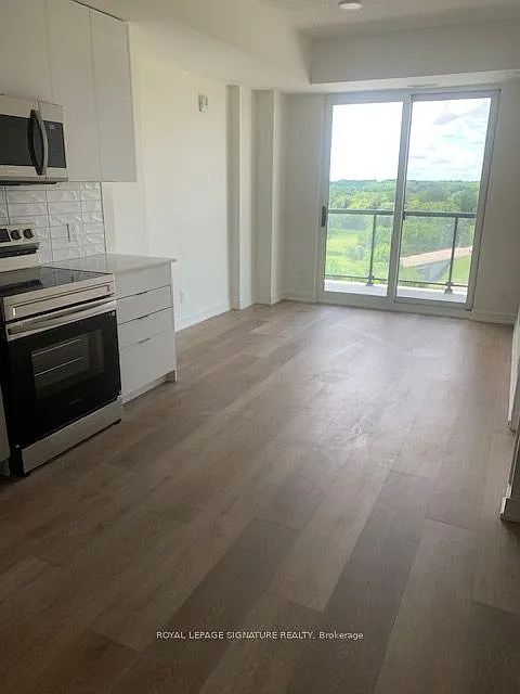 2 bed, $1,690 — Photo 3