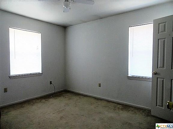 5th image of 106 Horseshoe Dr #A-b