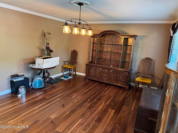 2nd image of 2815 Northwoods Drive