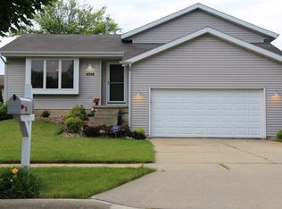6926 Rockstream Dr, Madison, WI 53719