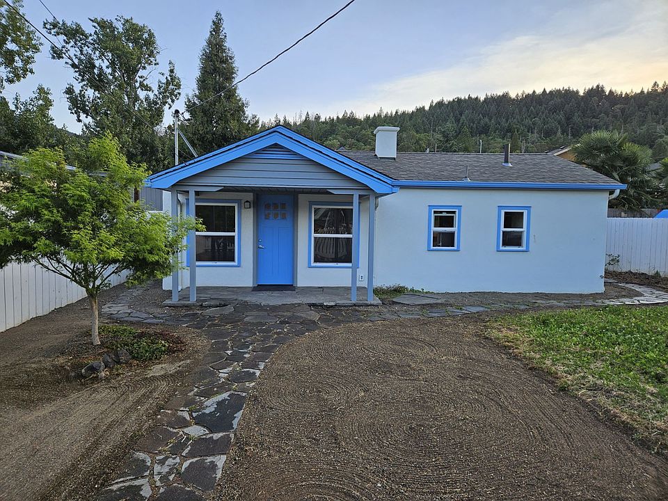1st image of 580 N Main St