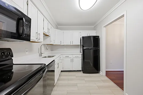 2141 P St NW #405 Photo 1