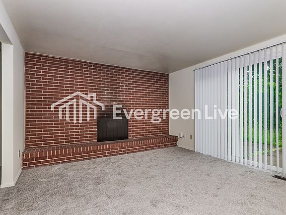 3rd image of 6291 Leawood Dr