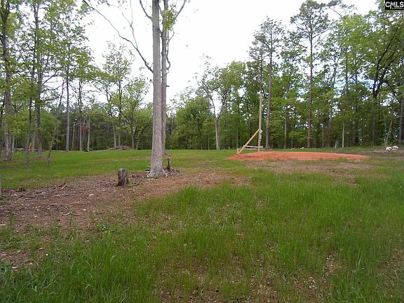 4th image of 212 Rebecca Dr