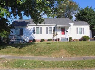 1136 Midland Dr, Kingsport, TN 37664