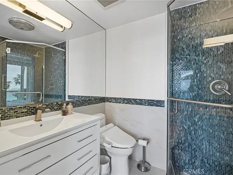 11940 Oceanaire Ln — Photo 18