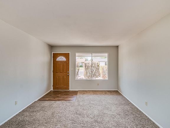 2nd image of 838 W Oxford Dr