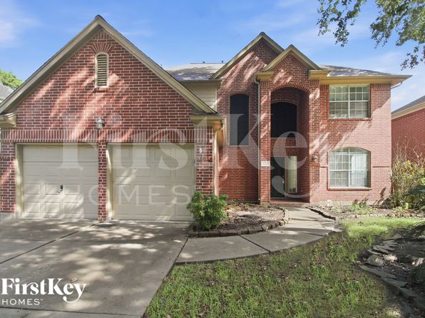 2208 Palm Lagoon Dr