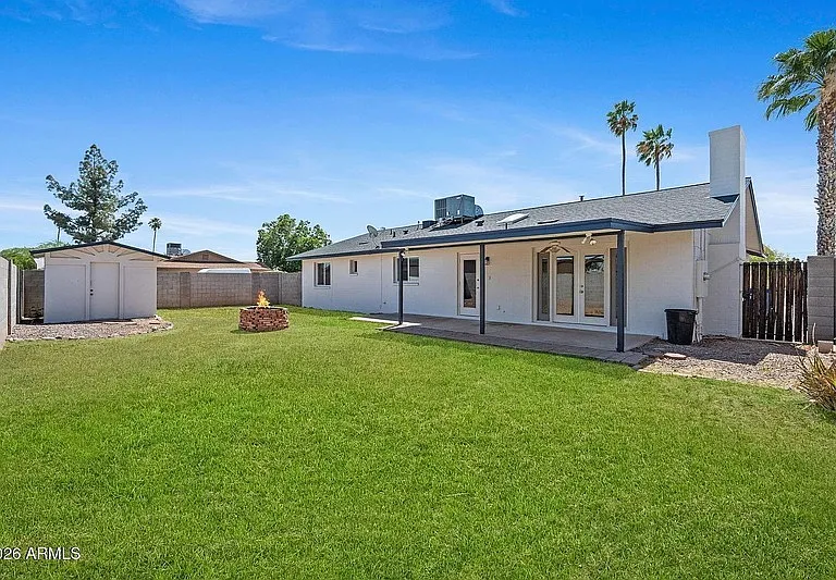 1664 E Del Rio Dr — Photo 31