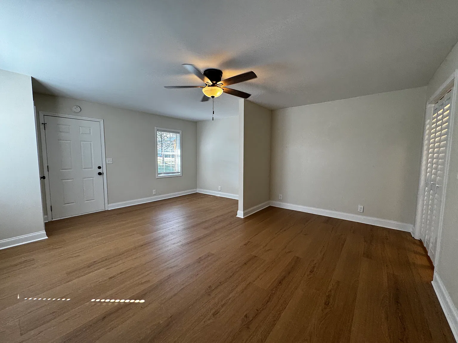 Studio, 462 sqft, $1,100 — Photo 3