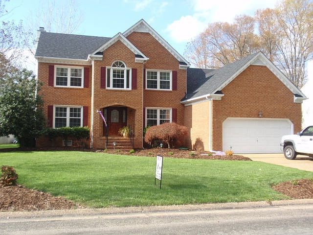 1st image of 105 Coach Hovis Dr