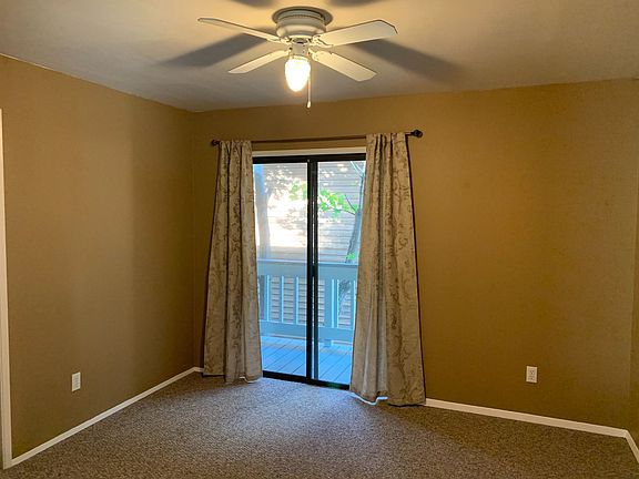 4th image of 802 Mollie Ave