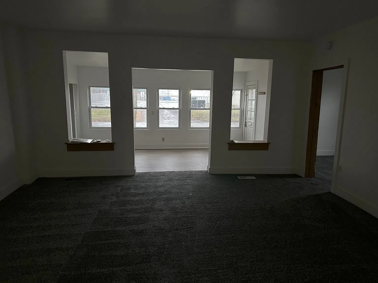 2 bed, 1300 sqft, $1,000 — Photo 4