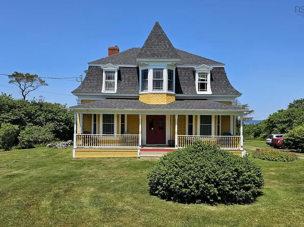 7213 Highway 101, Plympton, NS B0W 2R0