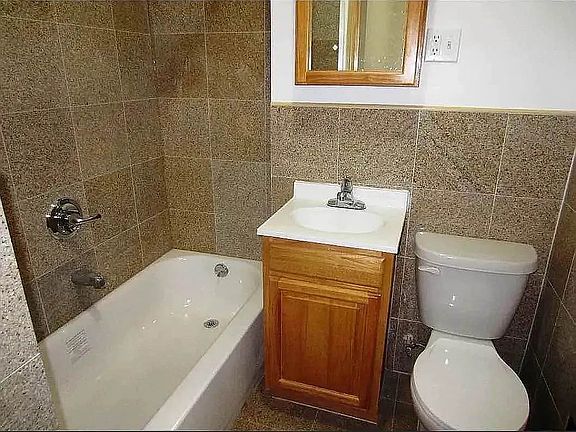 5th image of 261 Broome St APT 4F
