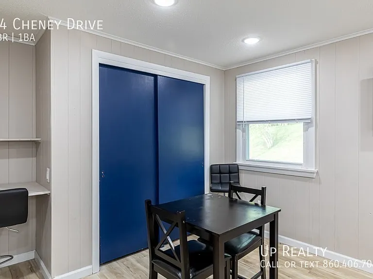 64 Cheney Dr — Photo 20