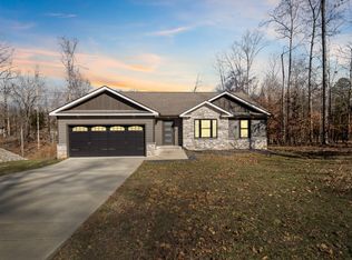 1517 Ridgeview Run, Lynchburg, TN 37352