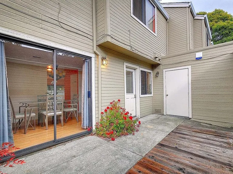2401 Branchwood Ct #ROOM FOR RENT ONLY — Photo 21