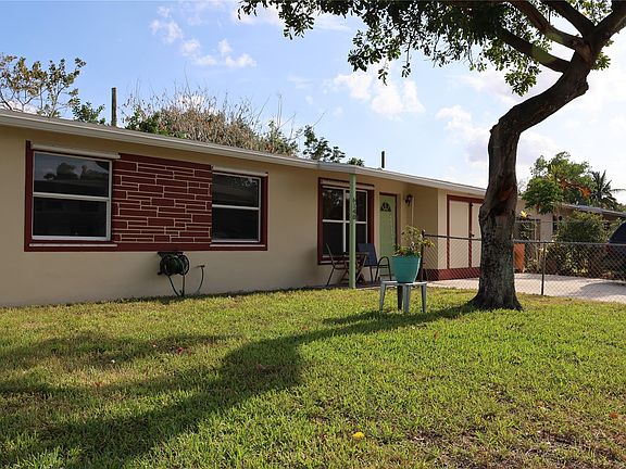 5th image of 6140 SW 37th Court