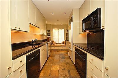 5th image of 13730 15th Ave NE APT B204